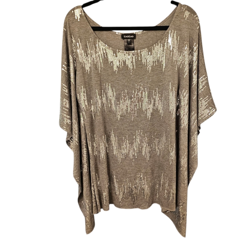 Bebe Chevron Sparkley Sequins Pattern Gray batwing Top Sz Large NWOT